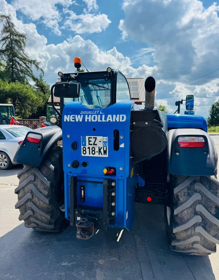 New Holland L7.42 - Ekskavator teleskopik: foto 4 New Holland L7.42 - Ekskavator teleskopik: foto 4