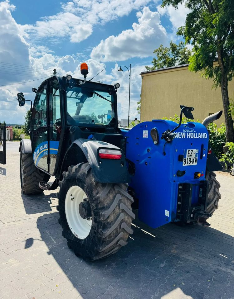 New Holland L7.42 - Ekskavator teleskopik: foto 2 New Holland L7.42 - Ekskavator teleskopik: foto 2