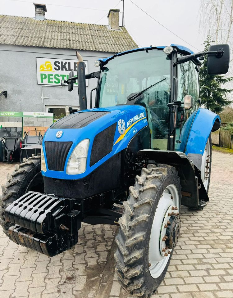 New Holland T5.115 - Traktor: foto 5 New Holland T5.115 - Traktor: foto 5