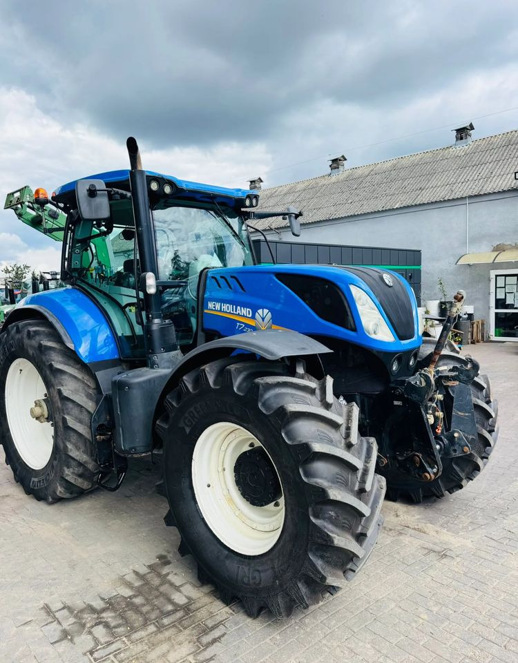 New Holland T7.230 - Traktor: foto 3 New Holland T7.230 - Traktor: foto 3