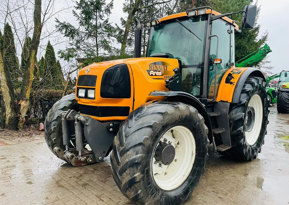 Renault Ares 826 RZ - Traktor: foto 2 Renault Ares 826 RZ - Traktor: foto 2