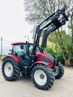 Valtra N 104 - Traktor: foto 1 Valtra N 104 - Traktor: foto 1
