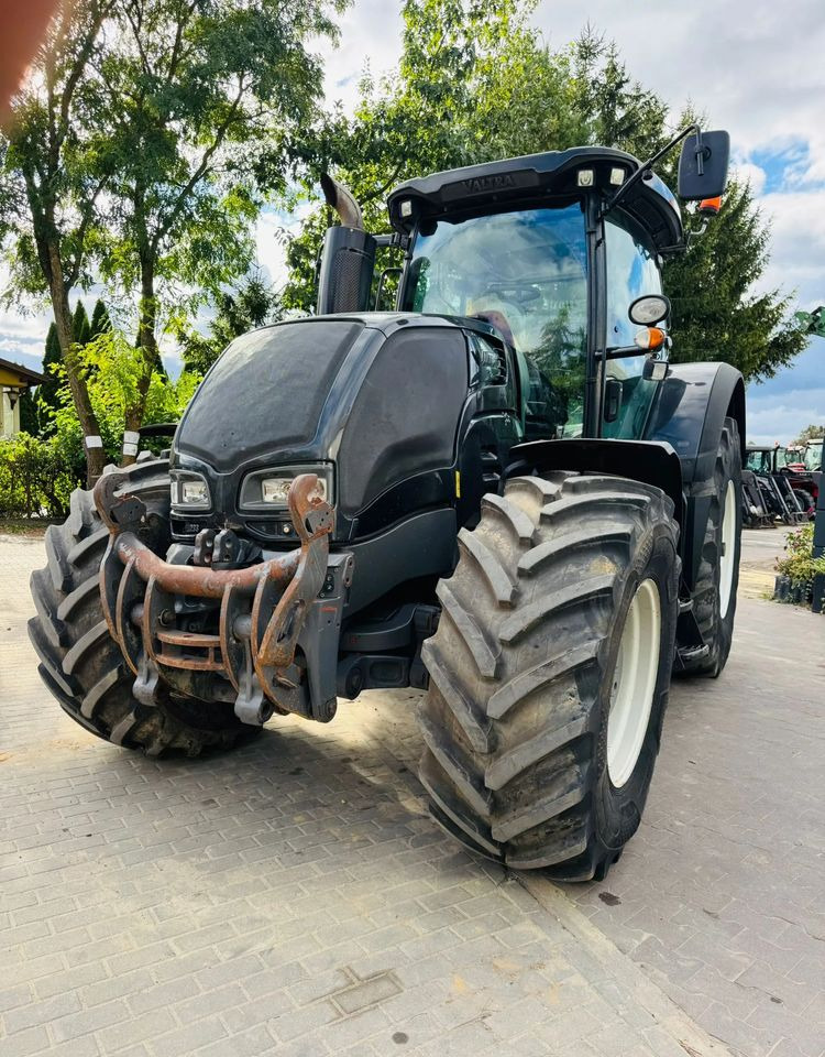 Valtra S233 - Traktor: foto 5 Valtra S233 - Traktor: foto 5