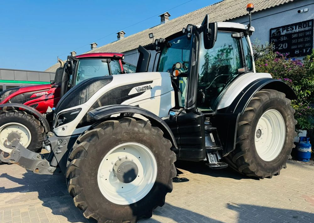 Valtra T174 UNLIMITED Versu - Traktor: foto 5 Valtra T174 UNLIMITED Versu - Traktor: foto 5
