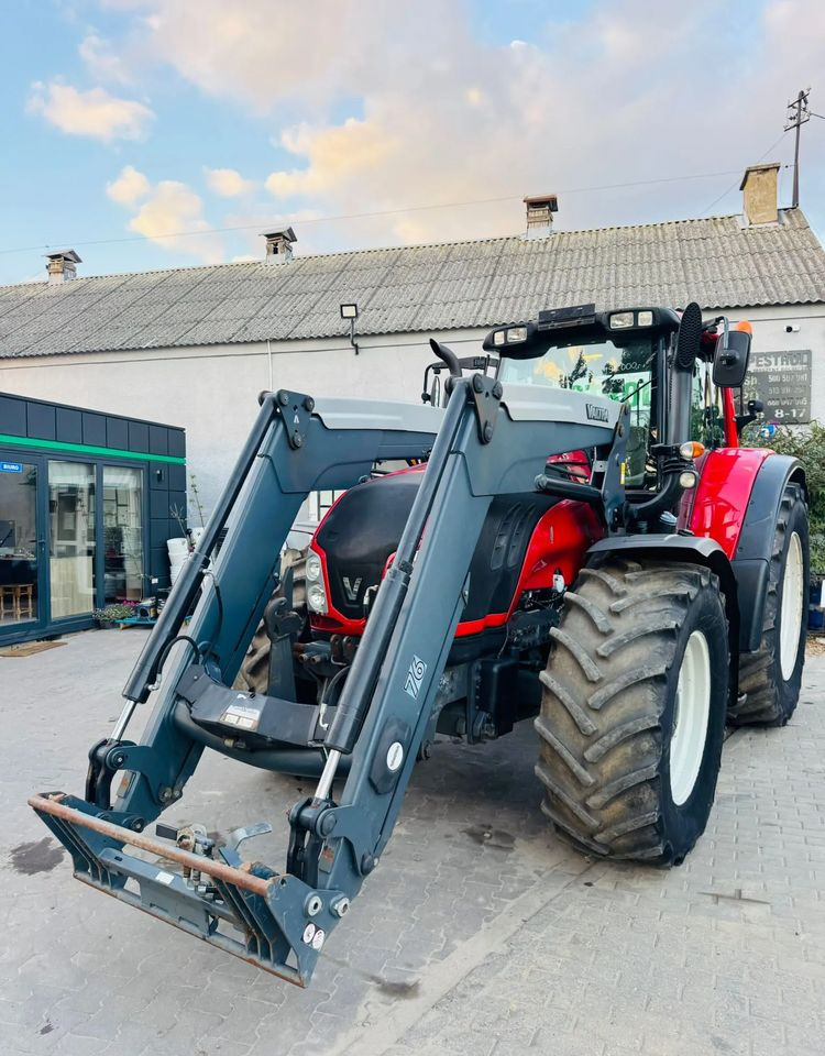 Valtra T213 Versu - Traktor: foto 3 Valtra T213 Versu - Traktor: foto 3