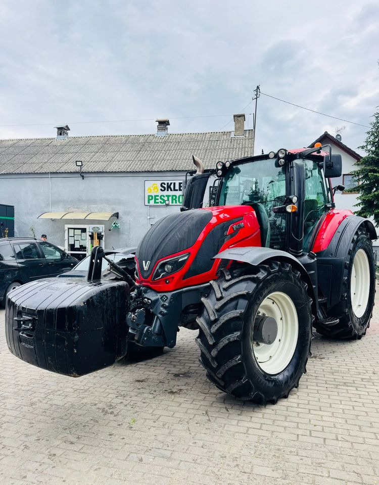 Valtra T234A - Traktor: foto 1 Valtra T234A - Traktor: foto 1