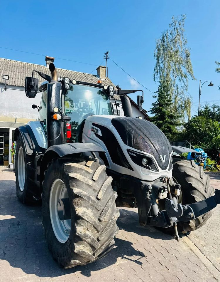 Valtra T254 Versu - Traktor: foto 3 Valtra T254 Versu - Traktor: foto 3