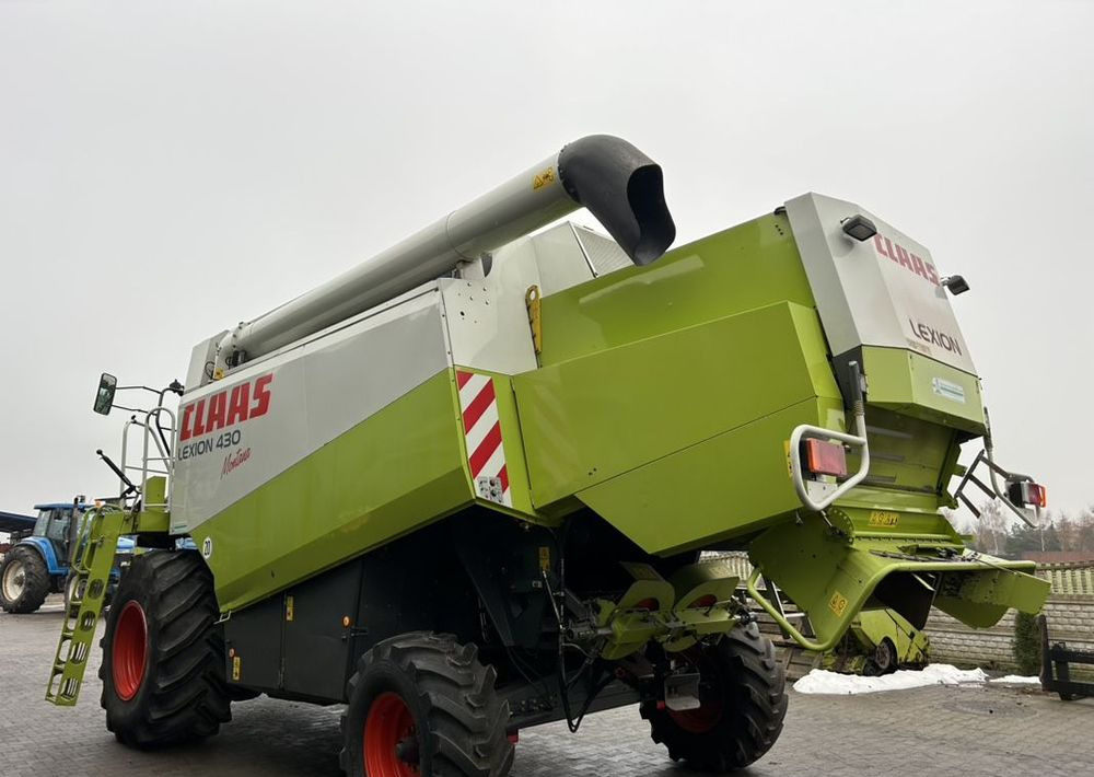 Claas Lexion 430 Montana - Autokombajnë: foto 4 Claas Lexion 430 Montana - Autokombajnë: foto 4