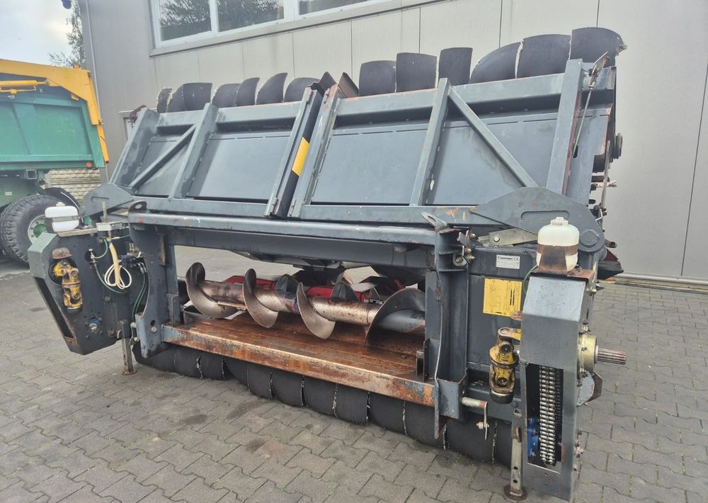 Dominoni SL968 - Korrëse misri: foto 5 Dominoni SL968 - Korrëse misri: foto 5