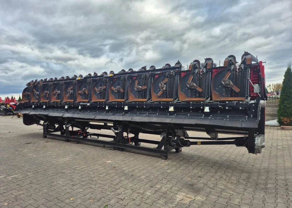 Geringhoff Mais Star Horizon 1200B - Korrëse misri: foto 5 Geringhoff Mais Star Horizon 1200B - Korrëse misri: foto 5