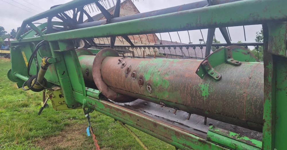 John Deere 922 - Koka e autokombajnës: foto 3 John Deere 922 - Koka e autokombajnës: foto 3