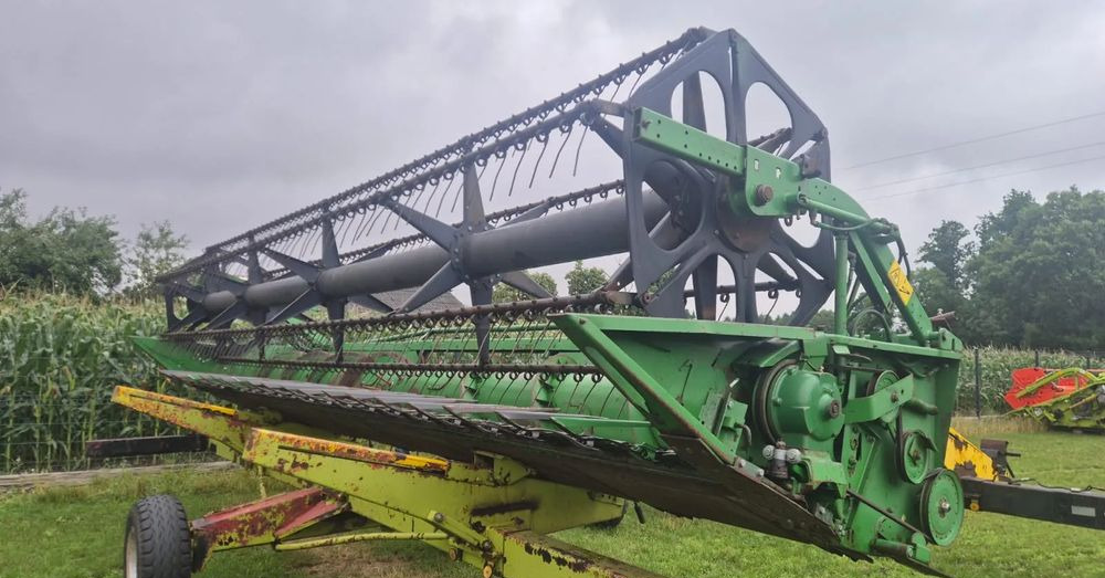 John Deere 922 - Koka e autokombajnës: foto 1 John Deere 922 - Koka e autokombajnës: foto 1