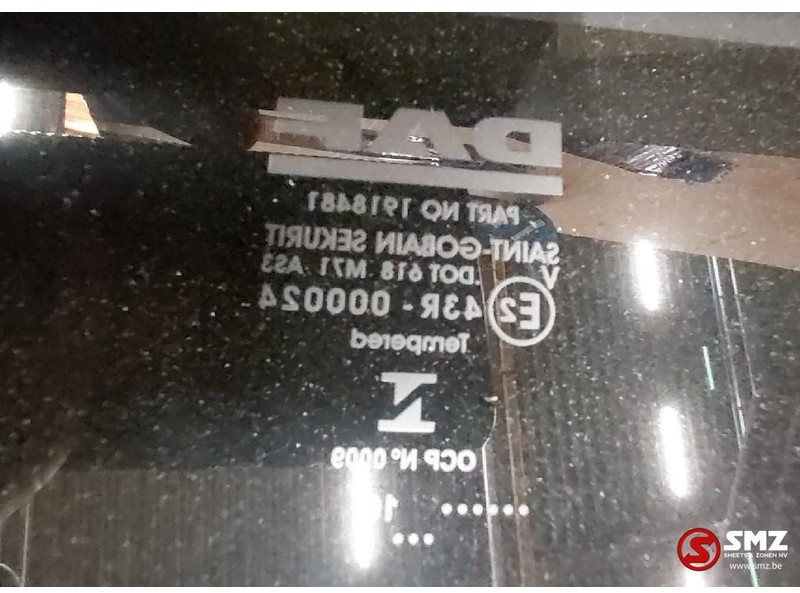 DAF Occ elektrisch dakraam DAF XF - Kabina dhe interier për Kamioni: foto 3 DAF Occ elektrisch dakraam DAF XF - Kabina dhe interier për Kamioni: foto 3