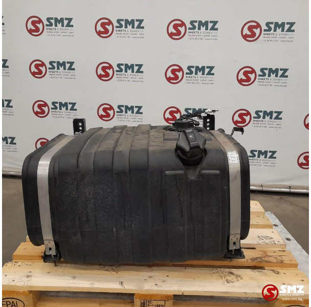 Iveco Occ brandstoftank 200L + brandstofniveausensor + s - Serbatori i karburantit për Kamioni: foto 1 Iveco Occ brandstoftank 200L + brandstofniveausensor + s - Serbatori i karburantit për Kamioni: foto 1