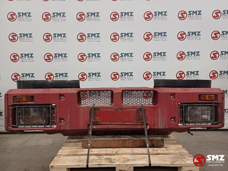 Iveco Occ voorbumper + koplampen Iveco - Parakolp për Kamioni: foto 1 Iveco Occ voorbumper + koplampen Iveco - Parakolp për Kamioni: foto 1
