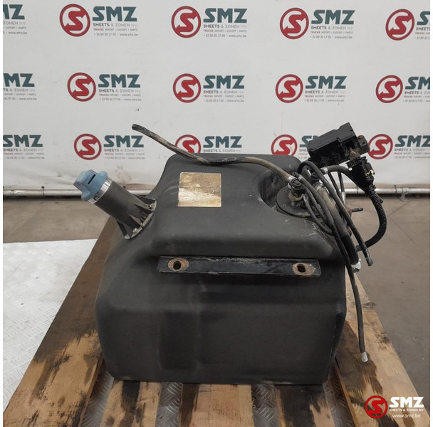 MAN Occ AdBluetank 35L + AdBlueniveausensor MAN - Sistemi i karburantit për Kamioni: foto 1 MAN Occ AdBluetank 35L + AdBlueniveausensor MAN - Sistemi i karburantit për Kamioni: foto 1