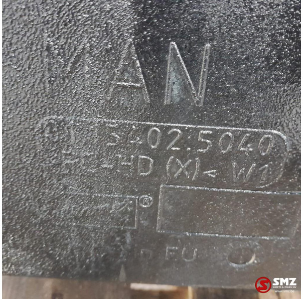 MAN Occ AdBluetank 35L + AdBlueniveausensor MAN - Sistemi i karburantit për Kamioni: foto 5 MAN Occ AdBluetank 35L + AdBlueniveausensor MAN - Sistemi i karburantit për Kamioni: foto 5