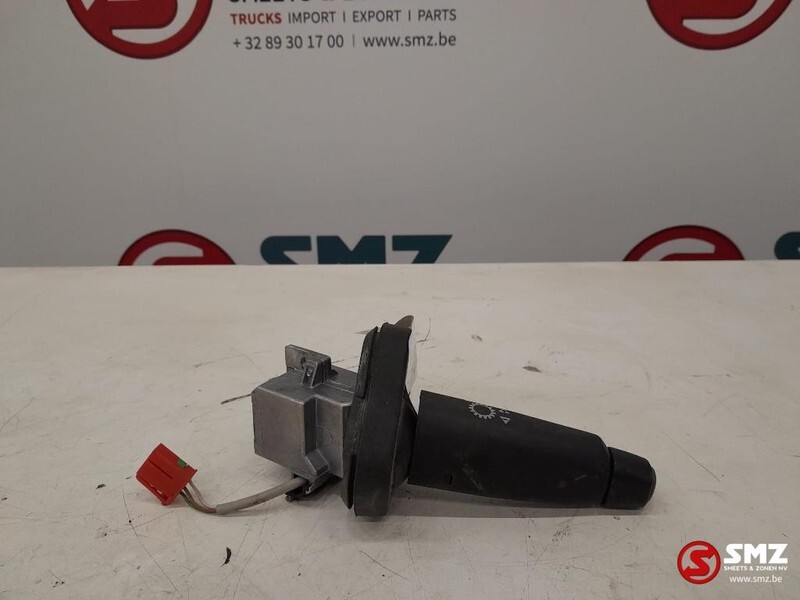 MAN Occ combischakelaar retarder MAN TGS 81255090159 - Kabina dhe interier për Kamioni: foto 1 MAN Occ combischakelaar retarder MAN TGS 81255090159 - Kabina dhe interier për Kamioni: foto 1