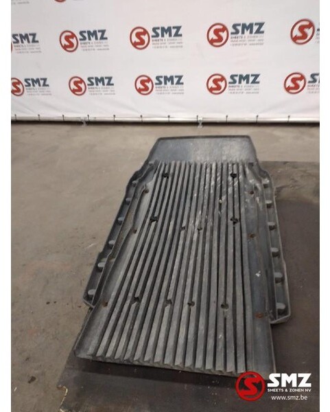 MAN Occ voorste links/rechts spatbord MAN TGX 81612100 - Telajo/ Shasia për Kamioni: foto 2 MAN Occ voorste links/rechts spatbord MAN TGX 81612100 - Telajo/ Shasia për Kamioni: foto 2