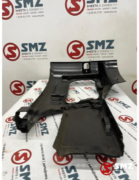 Mercedes-Benz Bumperhoek metaal mercedes actros mp2/3 - Qoshja e parakolpit për Kamioni: foto 4 Mercedes-Benz Bumperhoek metaal mercedes actros mp2/3 - Qoshja e parakolpit për Kamioni: foto 4