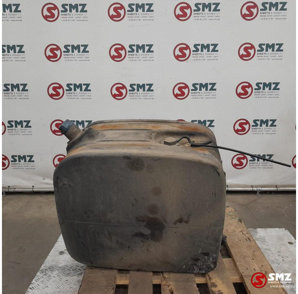 Mercedes-Benz Occ AdBluetank 95L Mercedes - Sistemi i karburantit për Kamioni: foto 4 Mercedes-Benz Occ AdBluetank 95L Mercedes - Sistemi i karburantit për Kamioni: foto 4