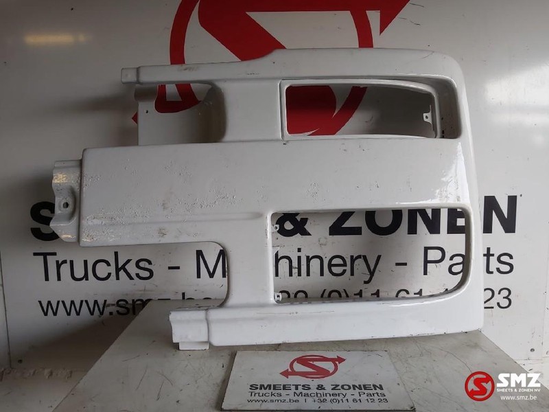 Mercedes-Benz Occ Bumperhoek links Mercedes Actros MP1 - Qoshja e parakolpit për Kamioni: foto 1 Mercedes-Benz Occ Bumperhoek links Mercedes Actros MP1 - Qoshja e parakolpit për Kamioni: foto 1