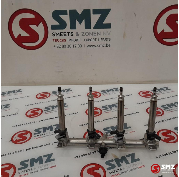 Mercedes-Benz Occ brandstofinjectiespruitsuk + 4 verstuivers AMG - Sistemi i karburantit për Veturë: foto 2 Mercedes-Benz Occ brandstofinjectiespruitsuk + 4 verstuivers AMG - Sistemi i karburantit për Veturë: foto 2