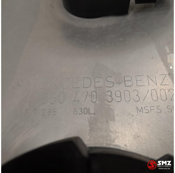 Mercedes-Benz Occ brandstoftank 630L + brandstofniveausensor Mer - Serbatori i karburantit për Kamioni: foto 5 Mercedes-Benz Occ brandstoftank 630L + brandstofniveausensor Mer - Serbatori i karburantit për Kamioni: foto 5