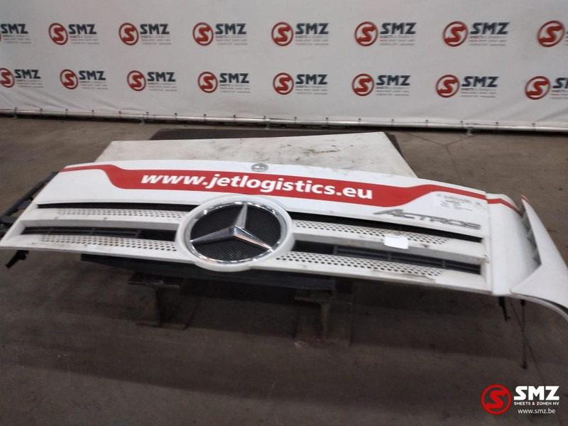 Mercedes-Benz Occ motorkap + windgeleider links Mercedes - Kofano për Kamioni: foto 1 Mercedes-Benz Occ motorkap + windgeleider links Mercedes - Kofano për Kamioni: foto 1