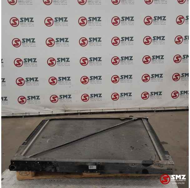 Mercedes-Benz Occ radiator Mercedes - Radiatori për Kamioni: foto 2 Mercedes-Benz Occ radiator Mercedes - Radiatori për Kamioni: foto 2