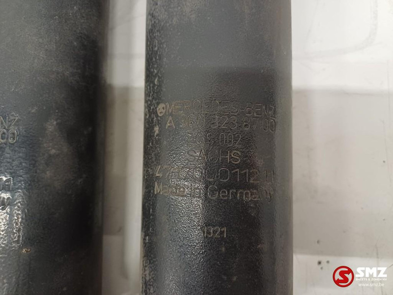 Mercedes-Benz Occ set schokdempers Mercedes - Amortizatorë goditjesh për Kamioni: foto 3 Mercedes-Benz Occ set schokdempers Mercedes - Amortizatorë goditjesh për Kamioni: foto 3