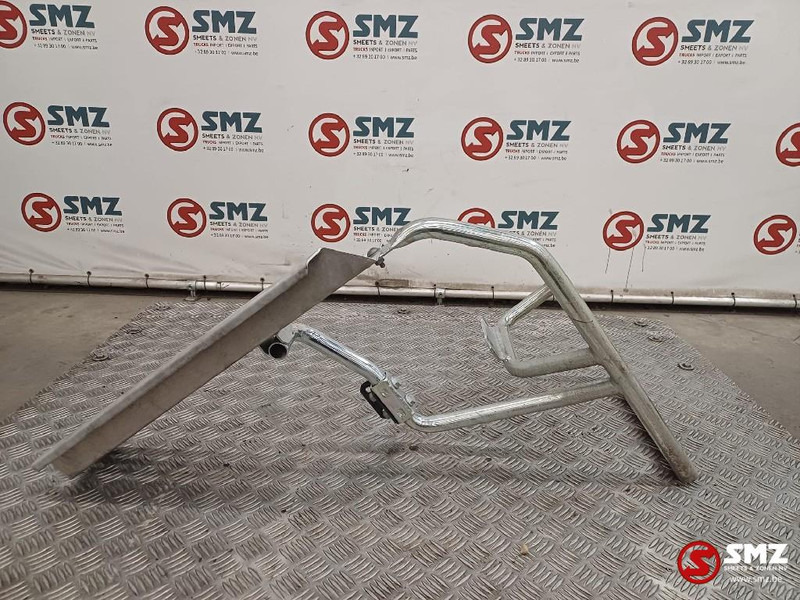 Mercedes-Benz Occ trap batterijbak Mercedes - Telajo/ Shasia për Kamioni: foto 2 Mercedes-Benz Occ trap batterijbak Mercedes - Telajo/ Shasia për Kamioni: foto 2