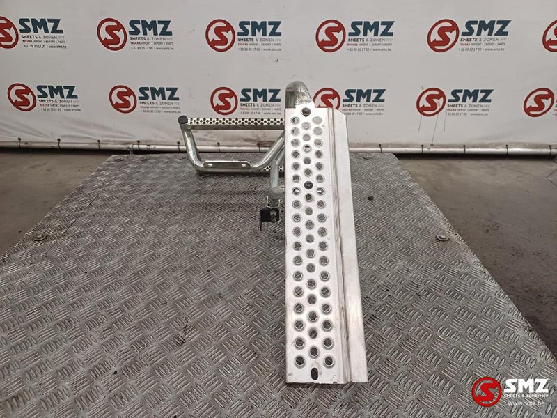 Mercedes-Benz Occ trap batterijbak Mercedes - Telajo/ Shasia për Kamioni: foto 3 Mercedes-Benz Occ trap batterijbak Mercedes - Telajo/ Shasia për Kamioni: foto 3