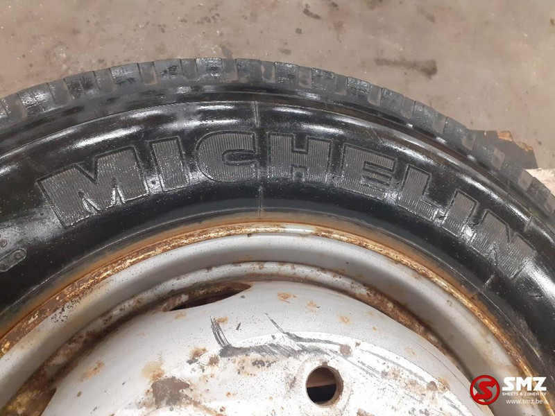 Michelin Occ vrachtwagenband Michelin 245/70R19.5 - Gomë për Kamioni: foto 2 Michelin Occ vrachtwagenband Michelin 245/70R19.5 - Gomë për Kamioni: foto 2