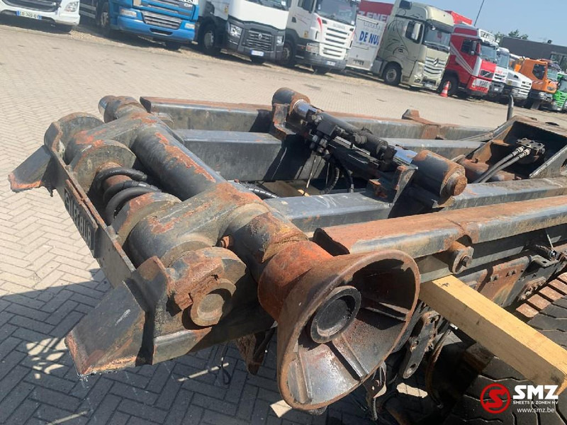 Diversen Occ Haaksysteem Leebur LBS200-570 - Pjesë këmbimi për Kamioni: foto 3 Diversen Occ Haaksysteem Leebur LBS200-570 - Pjesë këmbimi për Kamioni: foto 3