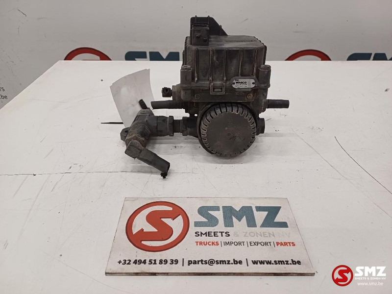 Mercedes-Benz Occ EBS modulator Mercedes - Pjesë këmbimi për Kamioni: foto 1 Mercedes-Benz Occ EBS modulator Mercedes - Pjesë këmbimi për Kamioni: foto 1