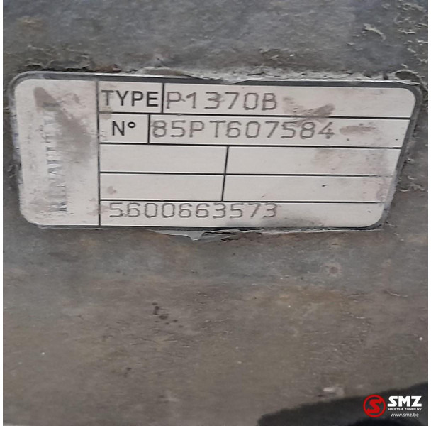 Renault Occ aandrijfas P1370B Renault - Boshti i transmisionit për Kamioni: foto 5 Renault Occ aandrijfas P1370B Renault - Boshti i transmisionit për Kamioni: foto 5