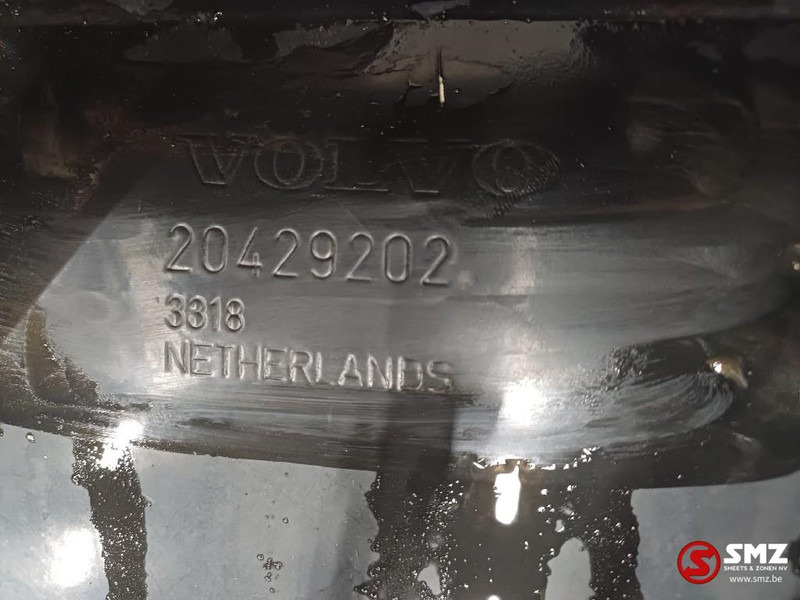 Renault Occ brandstoftank 540L Renault - Serbatori i karburantit për Kamioni: foto 5 Renault Occ brandstoftank 540L Renault - Serbatori i karburantit për Kamioni: foto 5