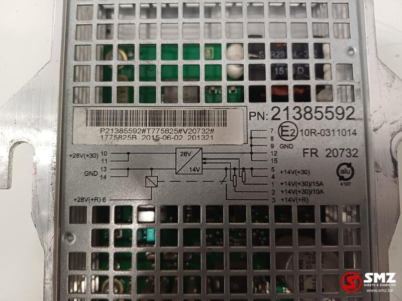 Renault Occ omvormer 28V-14V Renault - Sistemi elektrik për Kamioni: foto 3 Renault Occ omvormer 28V-14V Renault - Sistemi elektrik për Kamioni: foto 3