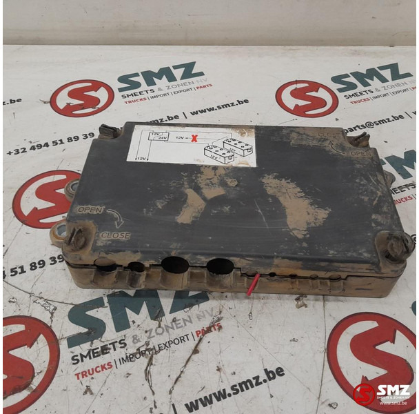Renault Occ zekeringskast Renault - Sistemi elektrik për Kamioni: foto 2 Renault Occ zekeringskast Renault - Sistemi elektrik për Kamioni: foto 2