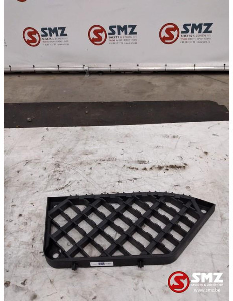 Renault Opstap onder links renault - Kabina dhe interier për Kamioni: foto 2 Renault Opstap onder links renault - Kabina dhe interier për Kamioni: foto 2