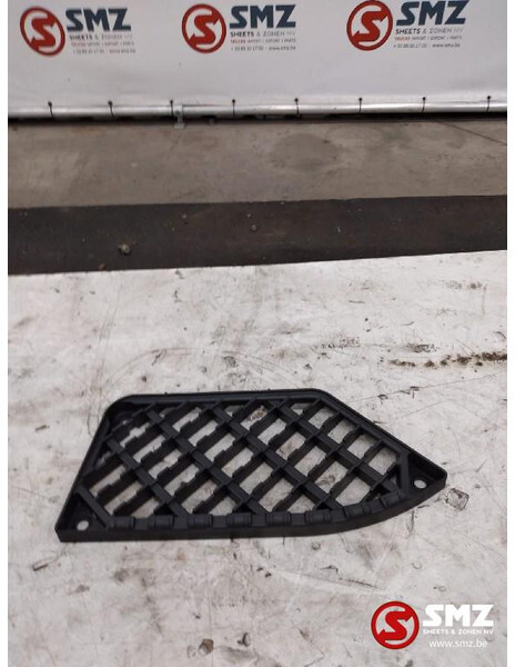 Renault Opstap onder rechts renault - Kabina dhe interier për Kamioni: foto 2 Renault Opstap onder rechts renault - Kabina dhe interier për Kamioni: foto 2