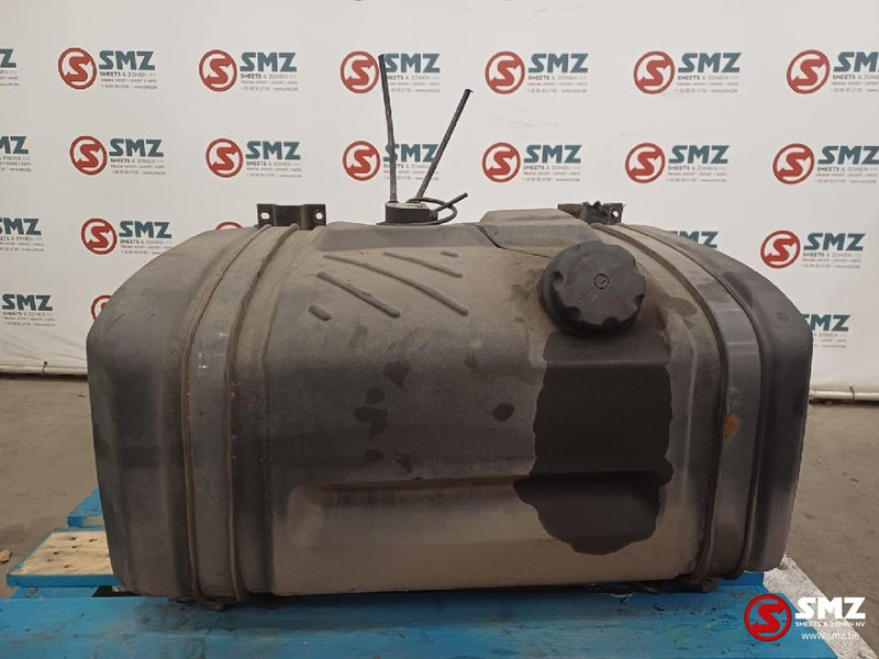 Volvo Occ brandstoftank + steunen + niveausensor Volvo - Serbatori i karburantit për Kamioni: foto 1 Volvo Occ brandstoftank + steunen + niveausensor Volvo - Serbatori i karburantit për Kamioni: foto 1