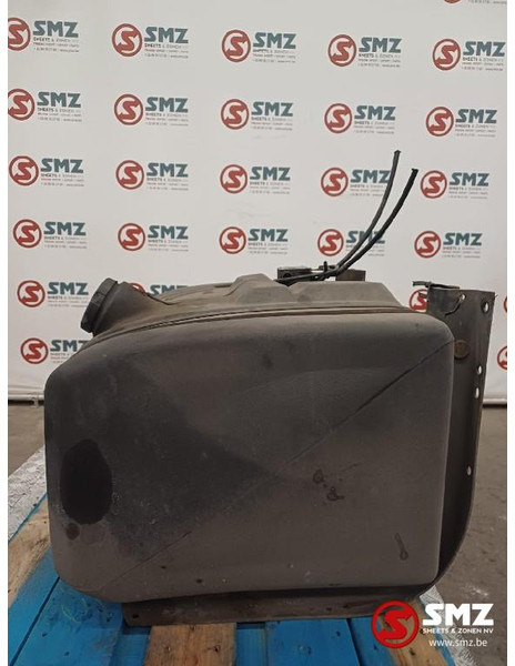 Volvo Occ brandstoftank + steunen + niveausensor Volvo - Serbatori i karburantit për Kamioni: foto 3 Volvo Occ brandstoftank + steunen + niveausensor Volvo - Serbatori i karburantit për Kamioni: foto 3