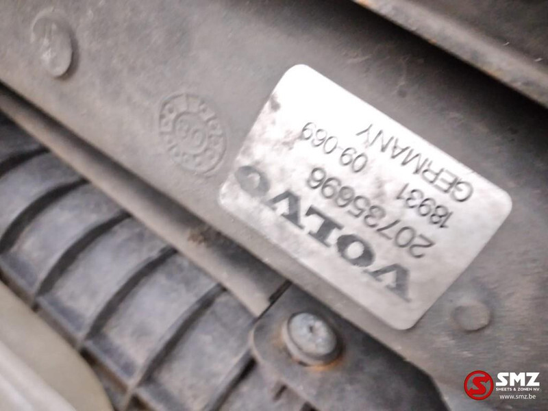 Volvo Occ radiator + intercooler Volvo FM - Radiatori për Kamioni: foto 4 Volvo Occ radiator + intercooler Volvo FM - Radiatori për Kamioni: foto 4
