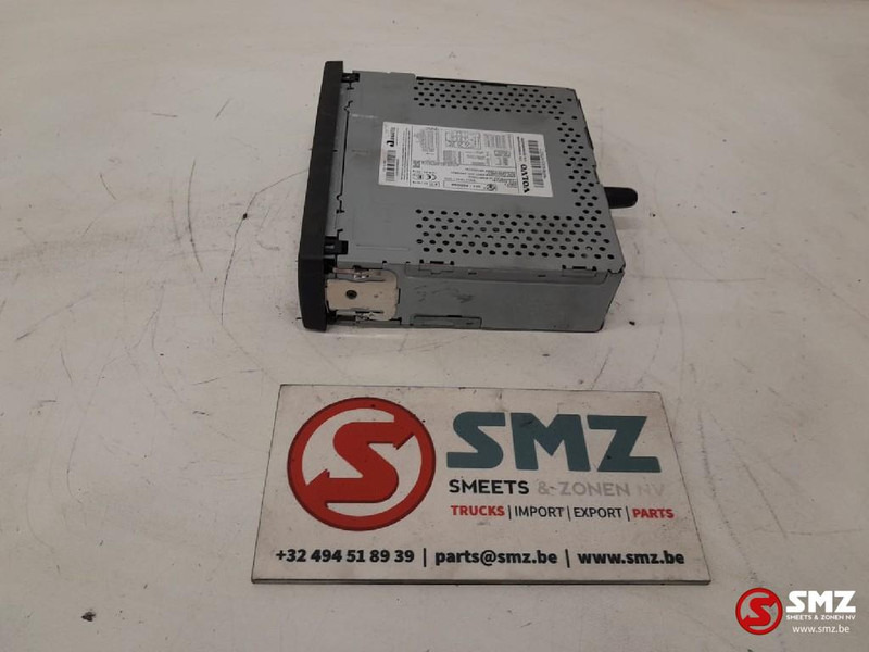 Volvo Occ radio / CD Volvo - Sistemi elektrik për Kamioni: foto 4 Volvo Occ radio / CD Volvo - Sistemi elektrik për Kamioni: foto 4