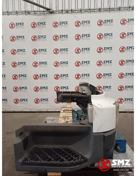 Volvo Occ voorbumper Volvo - Parakolp për Kamioni: foto 4 Volvo Occ voorbumper Volvo - Parakolp për Kamioni: foto 4