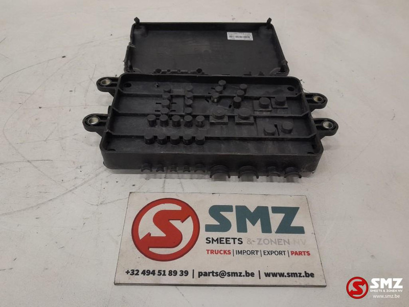 Volvo Occ zekeringskast Volvo - Sistemi elektrik për Kamioni: foto 4 Volvo Occ zekeringskast Volvo - Sistemi elektrik për Kamioni: foto 4