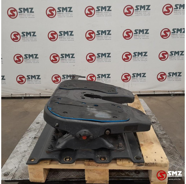 Jost Occ koppelschotel JSK37C + montageplaat JOST - Bashkues i rrotës së pestë për Kamioni: foto 3 Jost Occ koppelschotel JSK37C + montageplaat JOST - Bashkues i rrotës së pestë për Kamioni: foto 3