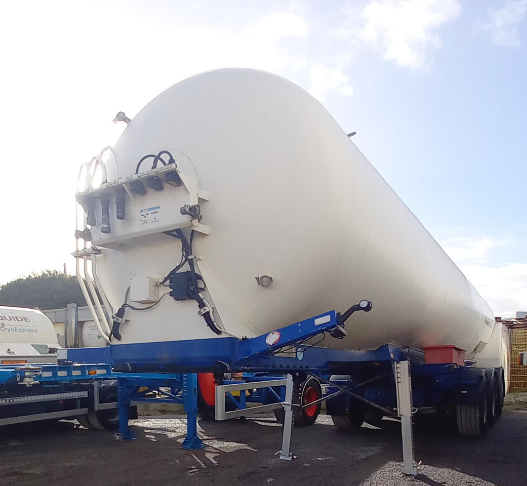 AGA Cryo Gas tank semi-trailer cryogenic used for nitrogen, argon, oxygen, LIN, LOX, LAR. - Gjysmë rimorkio me bot: foto 2 AGA Cryo Gas tank semi-trailer cryogenic used for nitrogen, argon, oxygen, LIN, LOX, LAR. - Gjysmë rimorkio me bot: foto 2